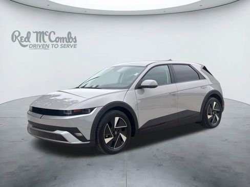 Used 2025 Hyundai Ioniq 5 SE RWD image 1