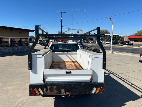 Used 2004 Chevrolet Silverado 2500 4x4 Regular Cab image 4