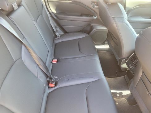 New 2025 Subaru Forester Limited w/ Popular Package image 12