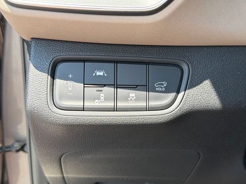 Used 2019 Hyundai Santa Fe Limited FWD image 13