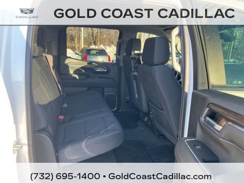 Used 2023 Chevrolet Silverado 1500 LT image 8