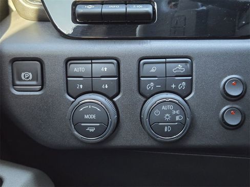 Used 2025 Chevrolet Silverado 1500 ZR2 w/ ZR2 Bison Edition image 20