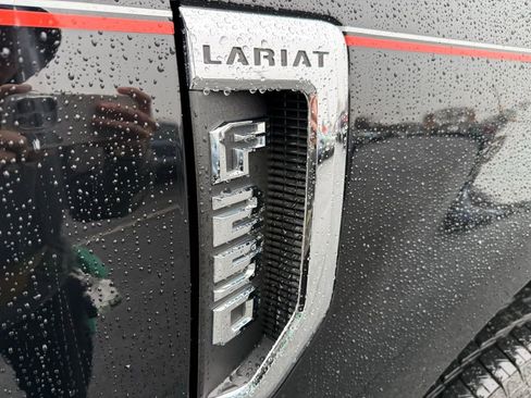 Used 2021 Ford F250 Lariat w/ Lariat Ultimate Package image 11