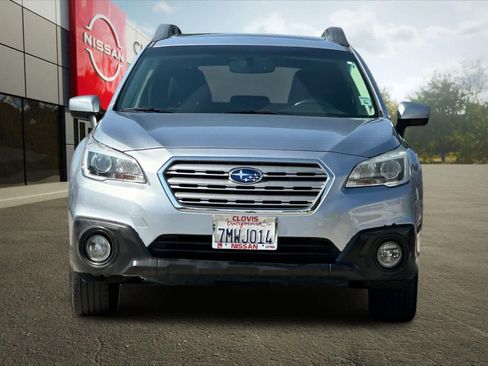 Used 2016 Subaru Outback 2.5i Premium AWD/4WD image 11