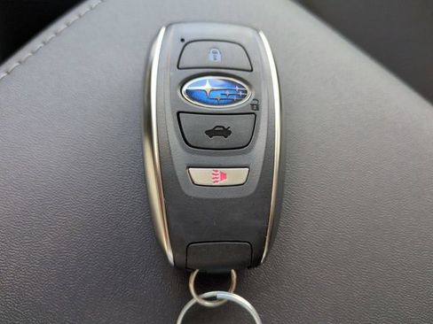 Used 2025 Subaru Outback Premium AWD/4WD image 24