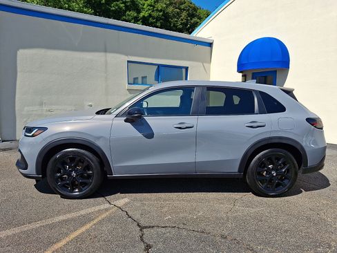 Used 2024 Honda HR-V Sport image 7