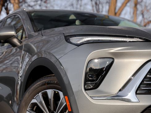 New 2026 Buick Envision Preferred image 3