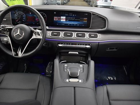 Certified 2025 Mercedes-Benz GLS 450 4MATIC image 21