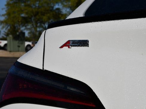 Used 2025 Acura Integra A-Spec image 9