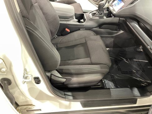 Certified 2025 Subaru Outback image 29