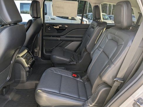 New 2025 Lincoln Aviator Reserve w/ Illumination Package image 15