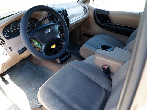 Used 2002 Ford Ranger XL image 4
