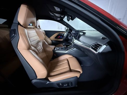 Used 2024 BMW M2 w/ Lighting Package image 23