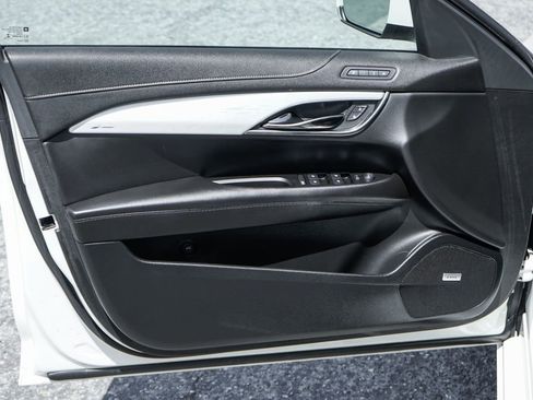 Used 2013 Cadillac ATS Luxury RWD image 16