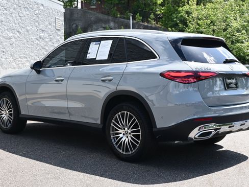 Used 2025 Mercedes-Benz GLC 300 image 7