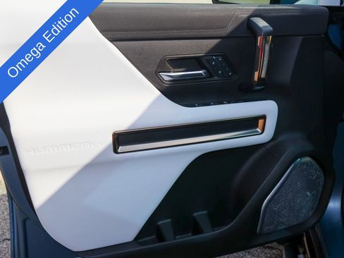 Certified 2024 GMC Hummer EV 3X w/ Omega Edition image 15