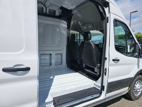 New 2026 Ford Transit 250 148 High Roof AWD image 11