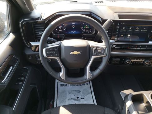 New 2026 Chevrolet Silverado 1500 LT AWD/4WD image 13