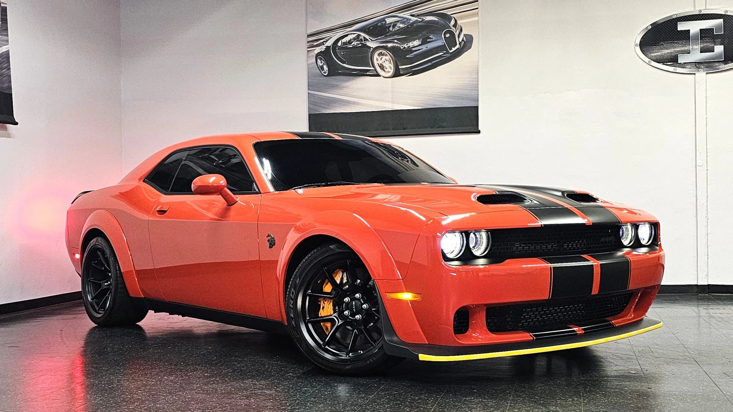 Used 2023 Dodge Challenger SRT Hellcat RWD image 1