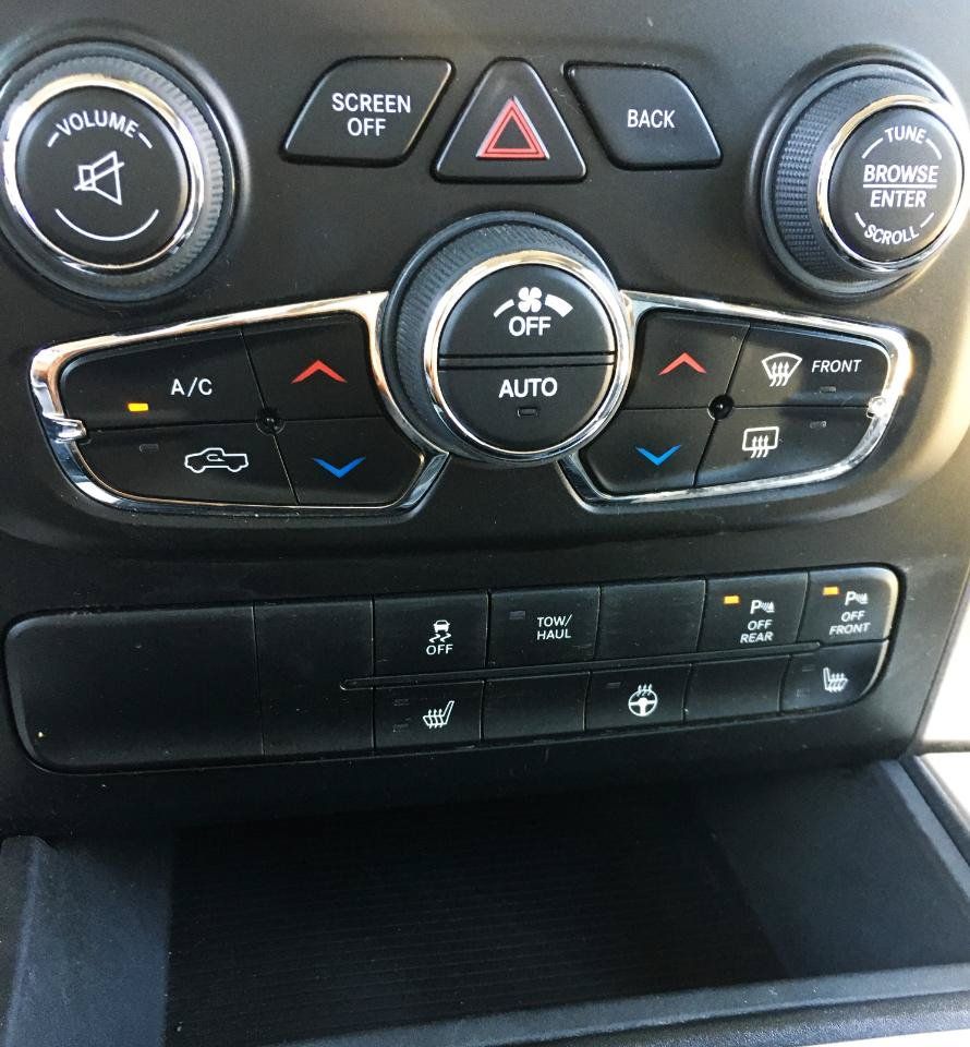 Used 2016 RAM 1500 Big Horn AWD/4WD image 23