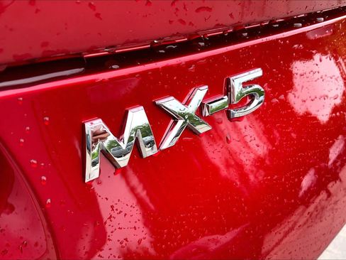 New 2026 MAZDA MX-5 Miata RF Grand Touring RWD image 15