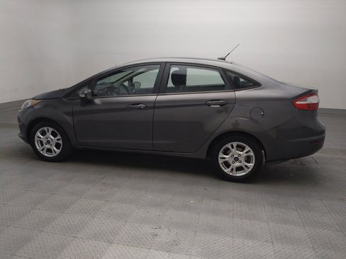 Used 2019 Ford Fiesta SE FWD image 3