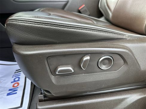 Used 2024 GMC Sierra 3500 Denali w/ Denali Reserve Package image 12