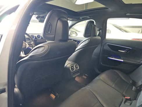 Used 2023 Mercedes-Benz C 300 4MATIC Sedan w/ Exclusive Trim Package image 8