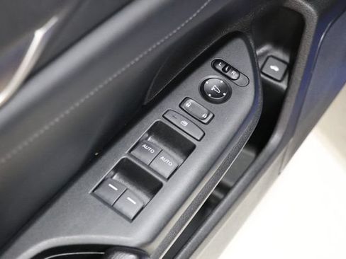 Used 2017 Honda Civic Touring image 19