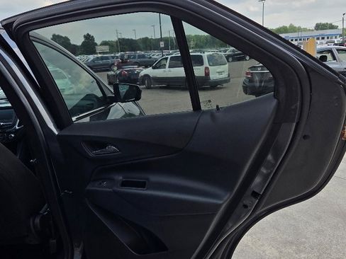 Used 2018 Chevrolet Equinox LT w/ LPO, Cargo Package image 14