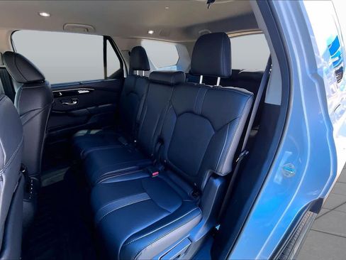 Used 2025 Honda Pilot EX-L image 21