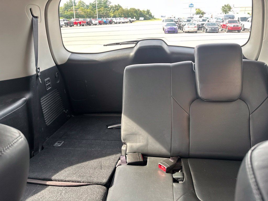 Used 2015 INFINITI QX80 4WD w/ 22" Wheel Package image 14