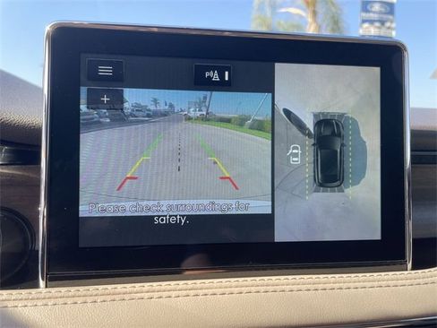 Used 2021 Lincoln Corsair Reserve w/ Equipment Group 201A image 15