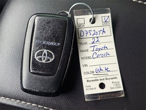 Used 2022 Toyota Corolla SE image 31