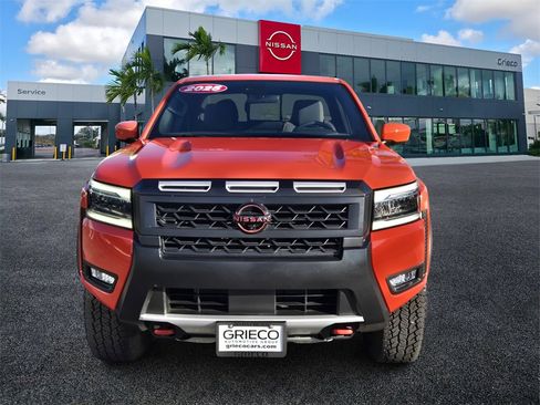 Certified 2025 Nissan Frontier PRO-4X w/ Pro Convenience Package image 2