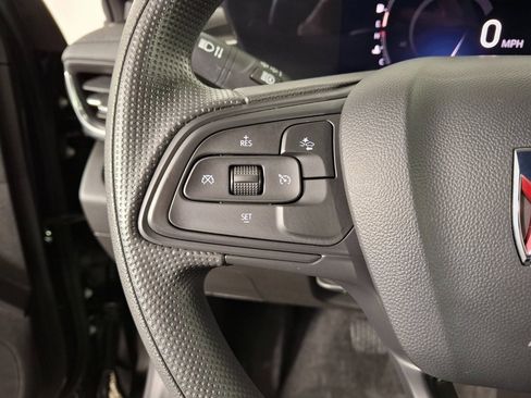 Used 2024 Buick Envista Preferred w/ Convenience II Package image 13