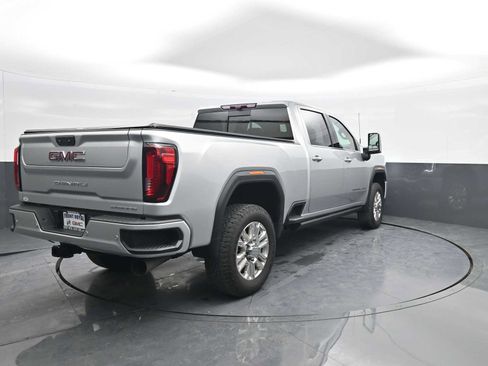 Used 2022 GMC Sierra 3500 Denali w/ Denali Ultimate Package image 7