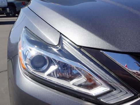 Used 2017 Nissan Altima 2.5 S w/ Power Driver Seat Package image 5