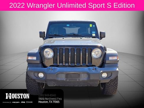 Used 2022 Jeep Wrangler Unlimited Sport AWD/4WD image 2