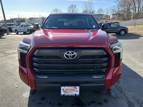 Used 2025 Toyota Tundra SR5 image 3