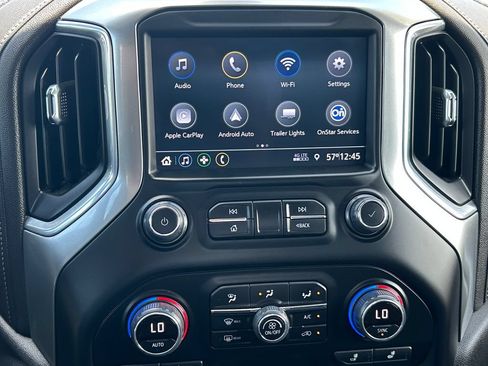 Used 2022 Chevrolet Silverado 2500 LT w/ Convenience Package AWD/4WD image 11