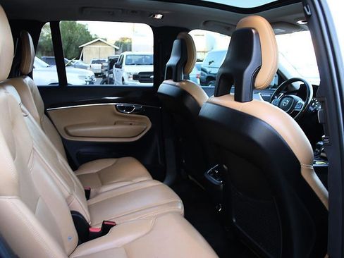 Used 2016 Volvo XC90 T6 Momentum AWD/4WD image 23