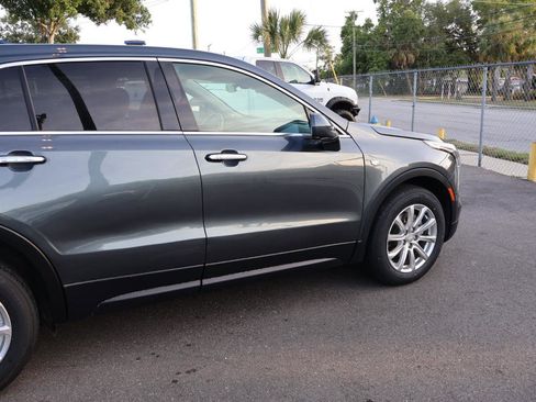 Used 2020 Cadillac XT4 Luxury w/ Cold Weather Package image 4