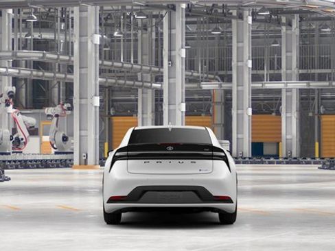 New 2026 Toyota Prius Plug-In Hybrid image 8