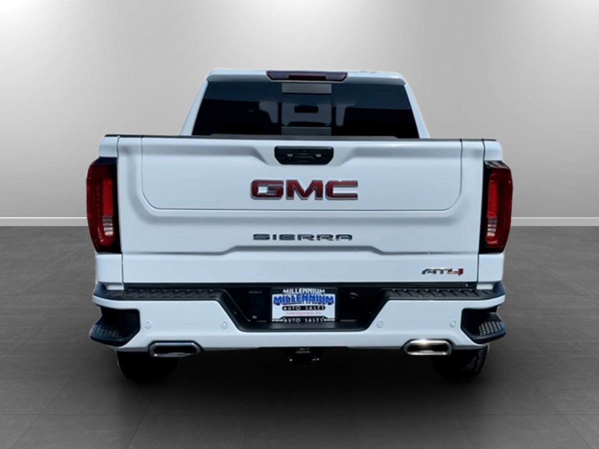 Used 2023 GMC Sierra 1500 AT4 w/ AT4 Premium Package AWD/4WD image 6