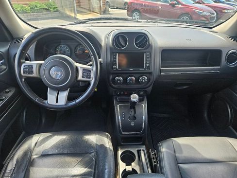 Used 2015 Jeep Patriot High Altitude AWD/4WD image 10