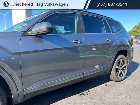 Used 2022 Volkswagen Atlas SE AWD/4WD image 6