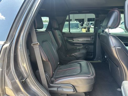 Used 2021 Ford Expedition Limited RWD image 15