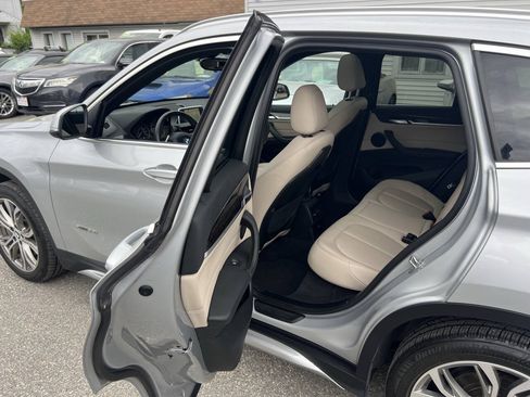 Used 2017 BMW X1 xDrive28i AWD/4WD image 19