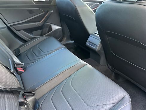 Used 2023 Volkswagen Jetta SEL FWD image 32